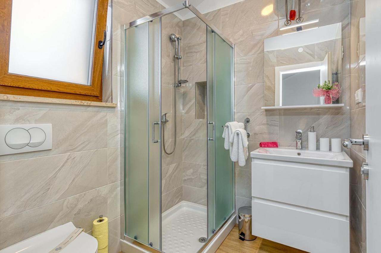 Rooms Nilda Musalez Exterior foto